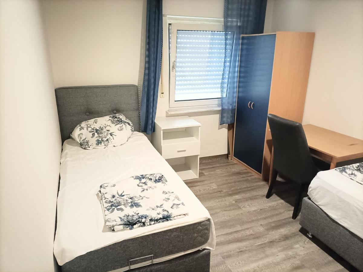 Fmi 9 Accommodation Raunheim Eksteriør bilde