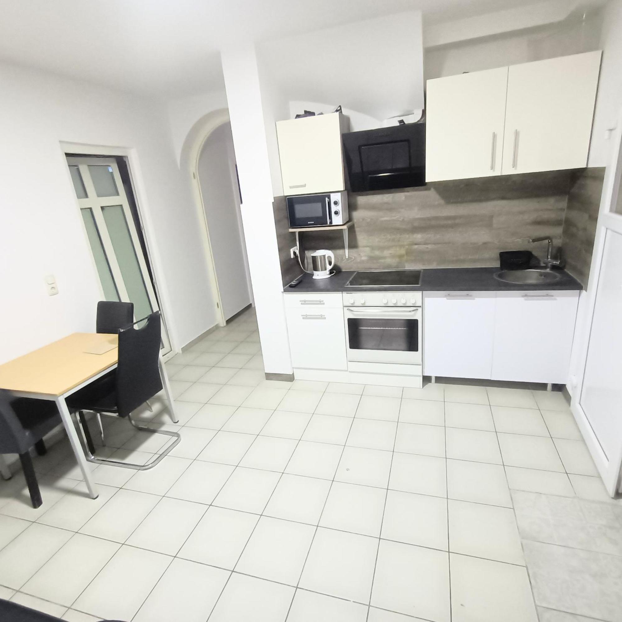 Fmi 9 Accommodation Raunheim Eksteriør bilde