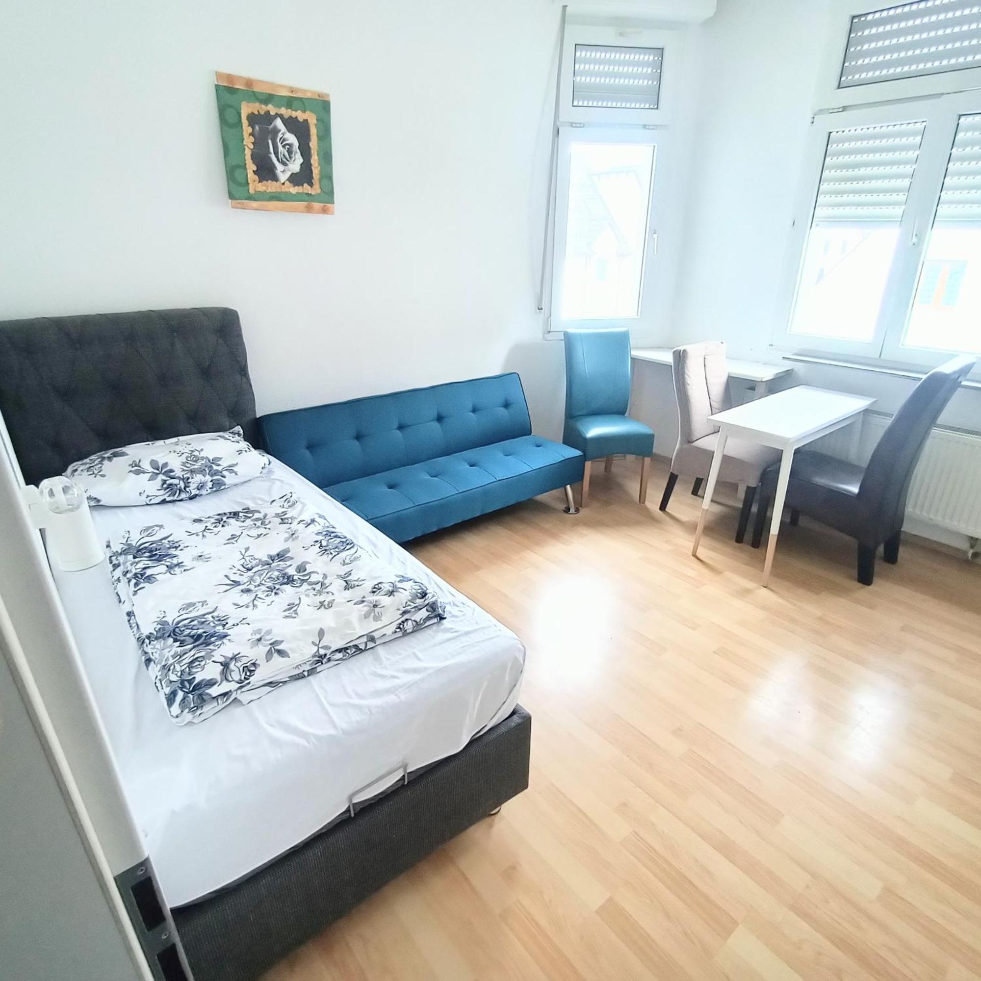 Fmi 9 Accommodation Raunheim Eksteriør bilde