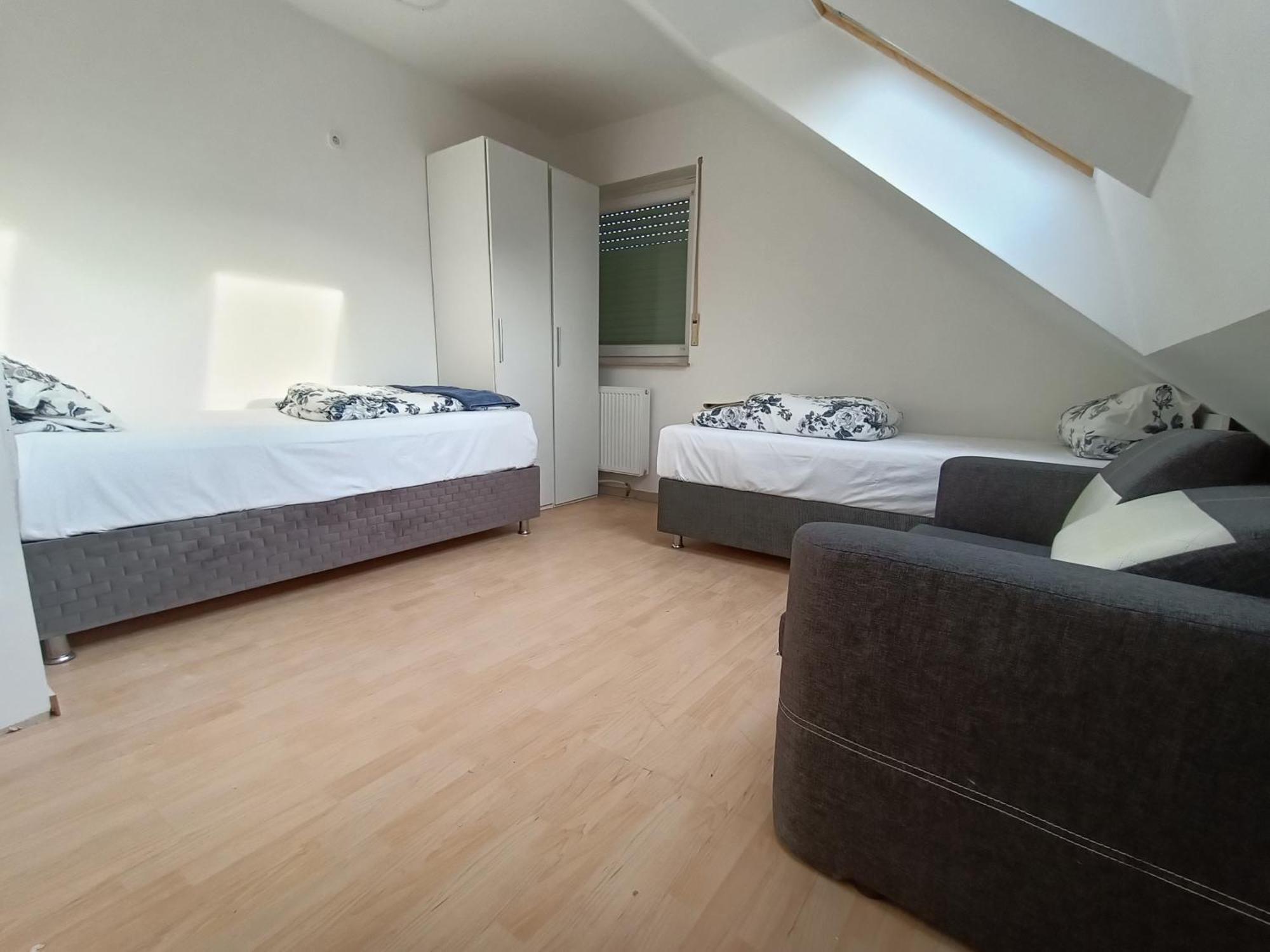 Fmi 9 Accommodation Raunheim Rom bilde